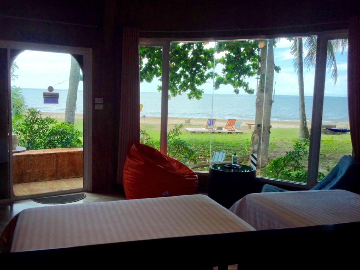 Ban Tawansongfa Hotel Lang Suan Exterior foto